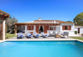 Schönes Ferienhaus In Pollença Mit Privatem Pool